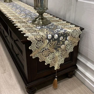 Holiday Table Runners